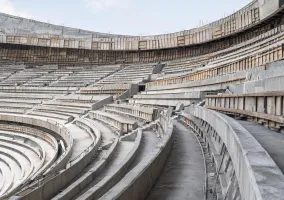 Stadium bowl radius formwork